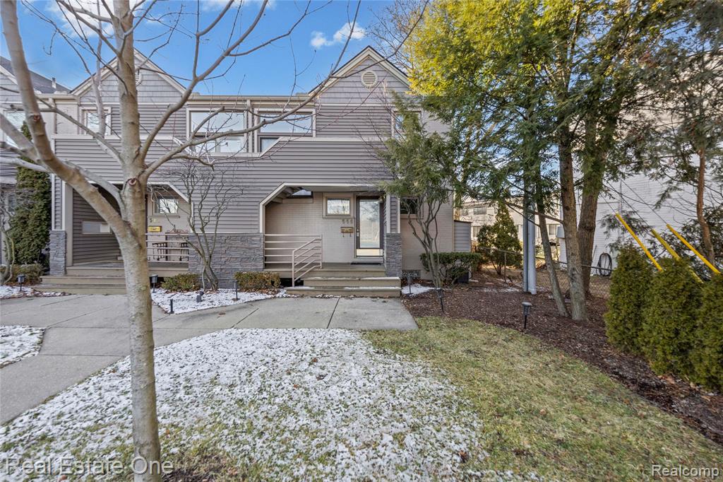 556 Bloomfield Court, Birmingham, MI 48009 — Photo 33