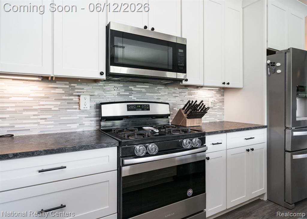 2886 Bogues View Drive, Howell, MI 48843 — Photo 15