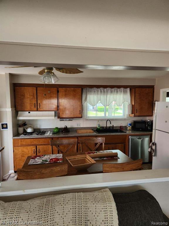 6615 SHADOWLAWN Street, Dearborn Heights, MI 48127 — Photo 10