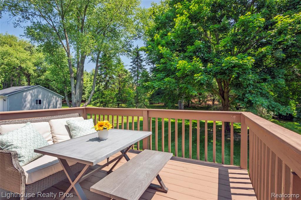 6713 Cheddar Valley Drive, Brighton, MI 48116 — Photo 31