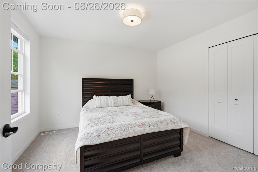 8431 Kenberton Drive, Oak Park, MI 48237 — Photo 22