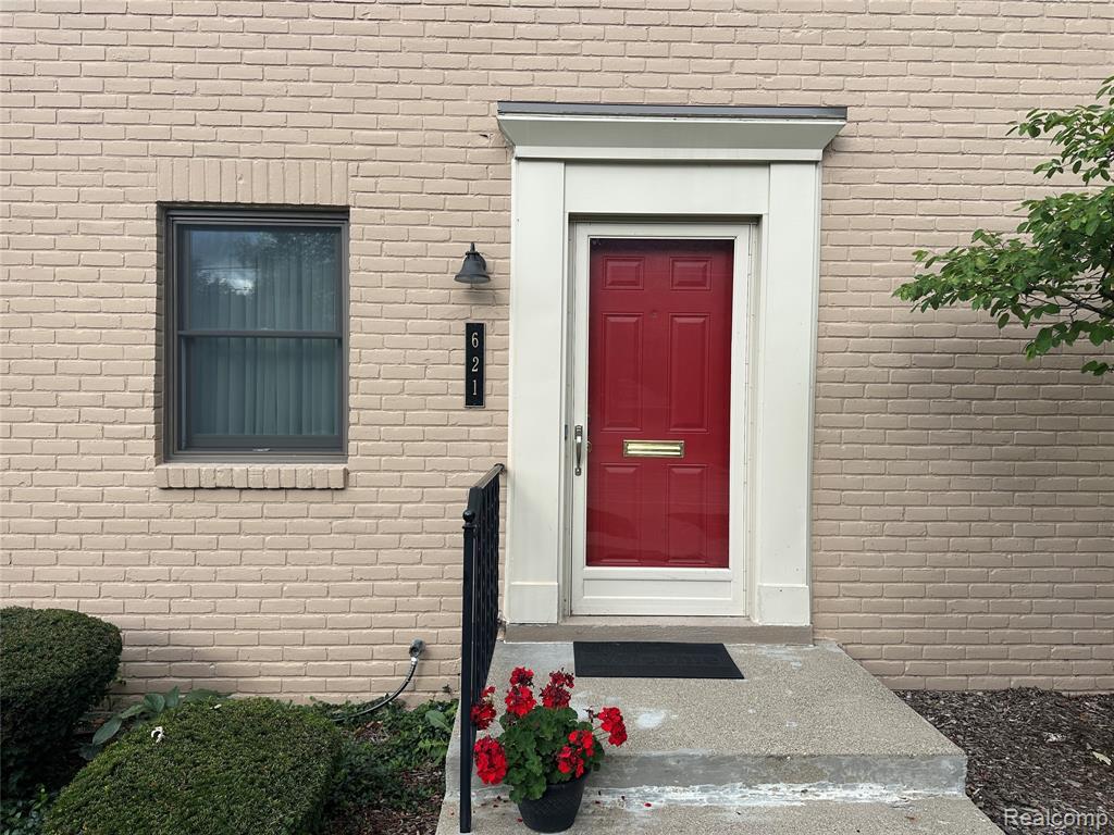 621 N Eton Street, Birmingham, MI 48009 — Photo 2