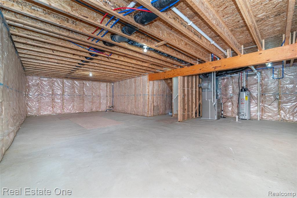 750 Dewars Street, Howell, MI 48843 — Photo 32
