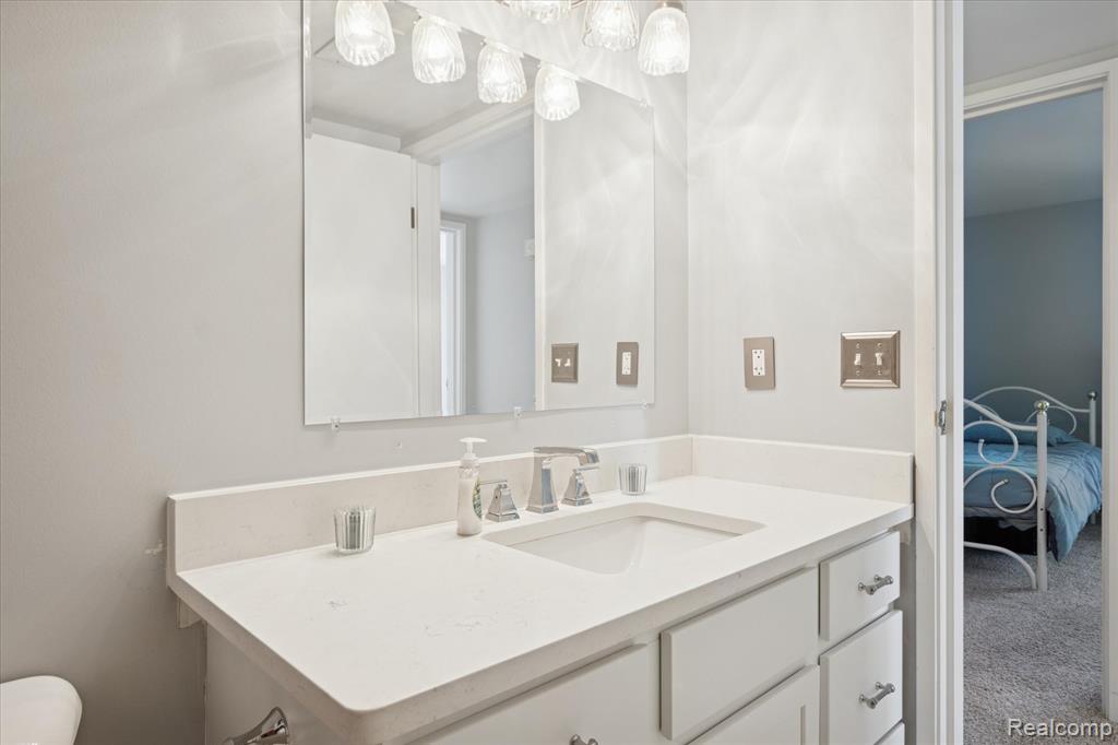 61049 Greenwood Drive, South Lyon, MI 48178 — Photo 22