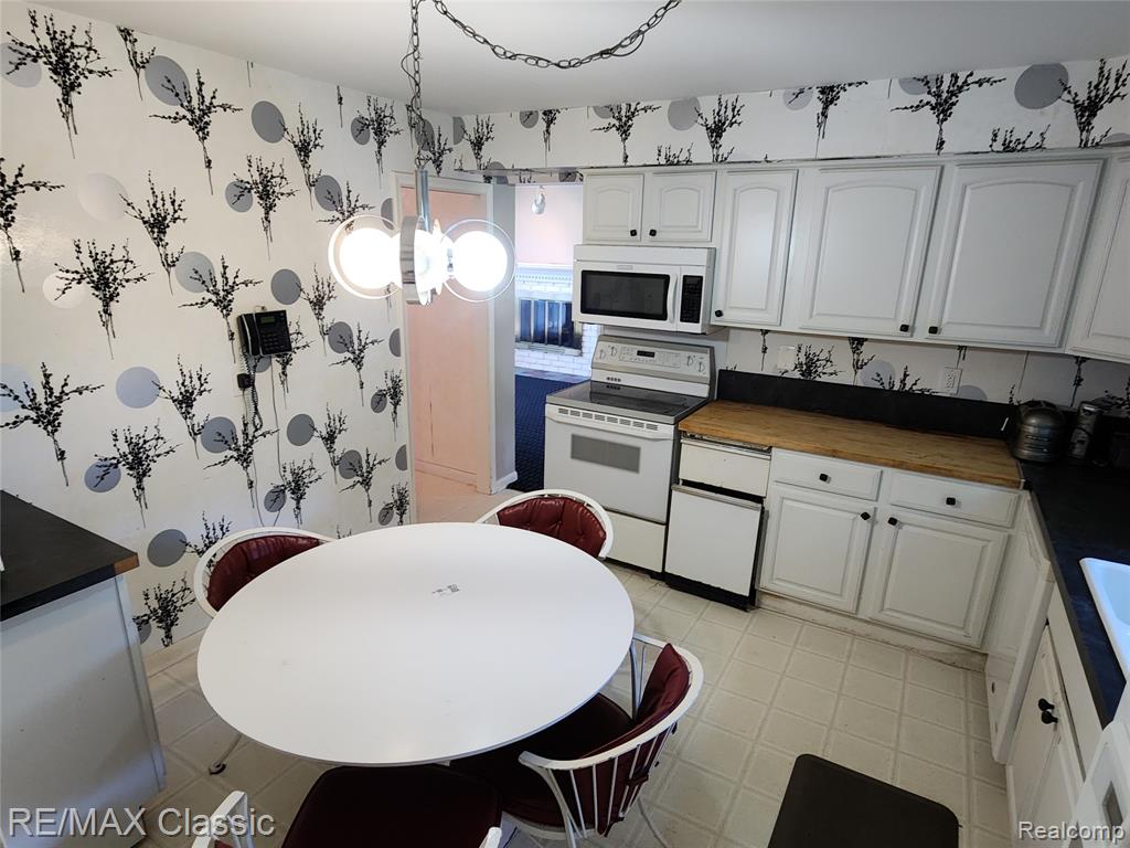6965 N Adams Road, Bloomfield Hills, MI 48304 — Photo 9