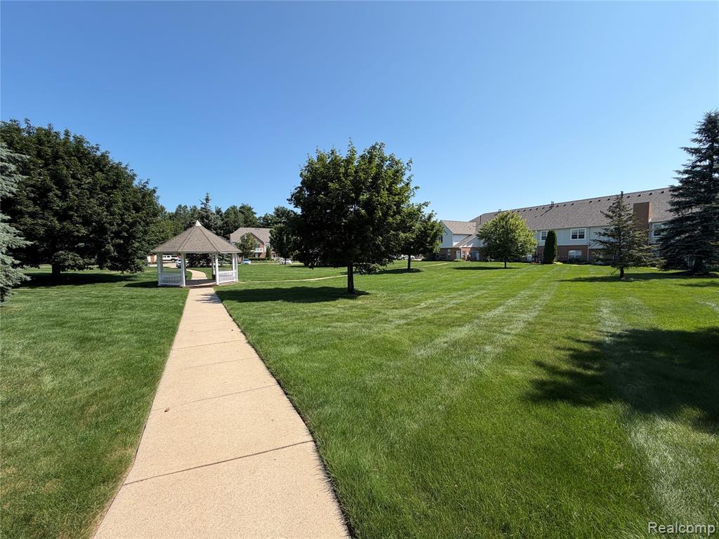 518 Olde English Circle, Howell, MI 48855 — Photo 20