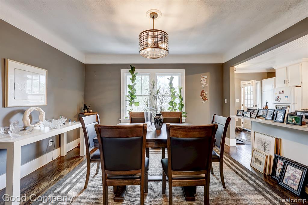 714 W HAZELHURST Street, Ferndale, MI 48220 — Photo 9