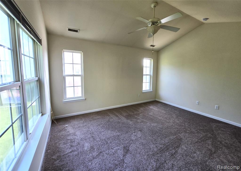 27601 Hidden Oaks Drive, Brownstown, MI 48183 — Photo 10