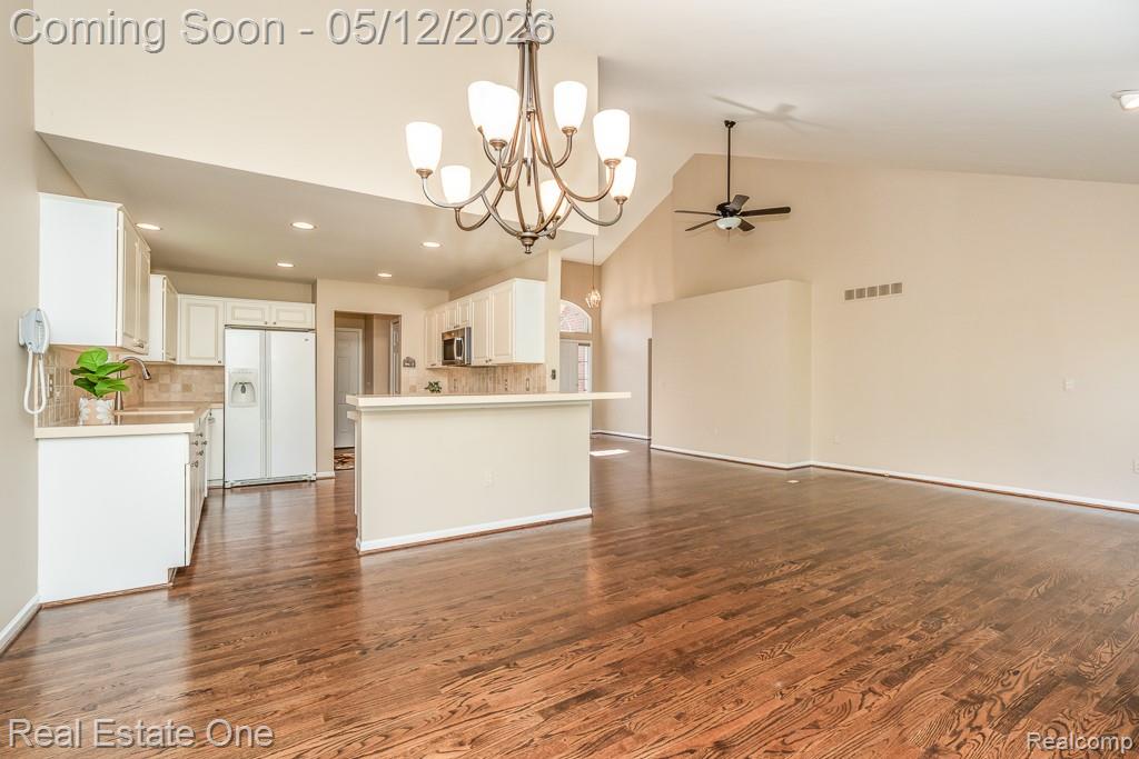 1110 Churchill Circle, Rochester, MI 48307 — Photo 14