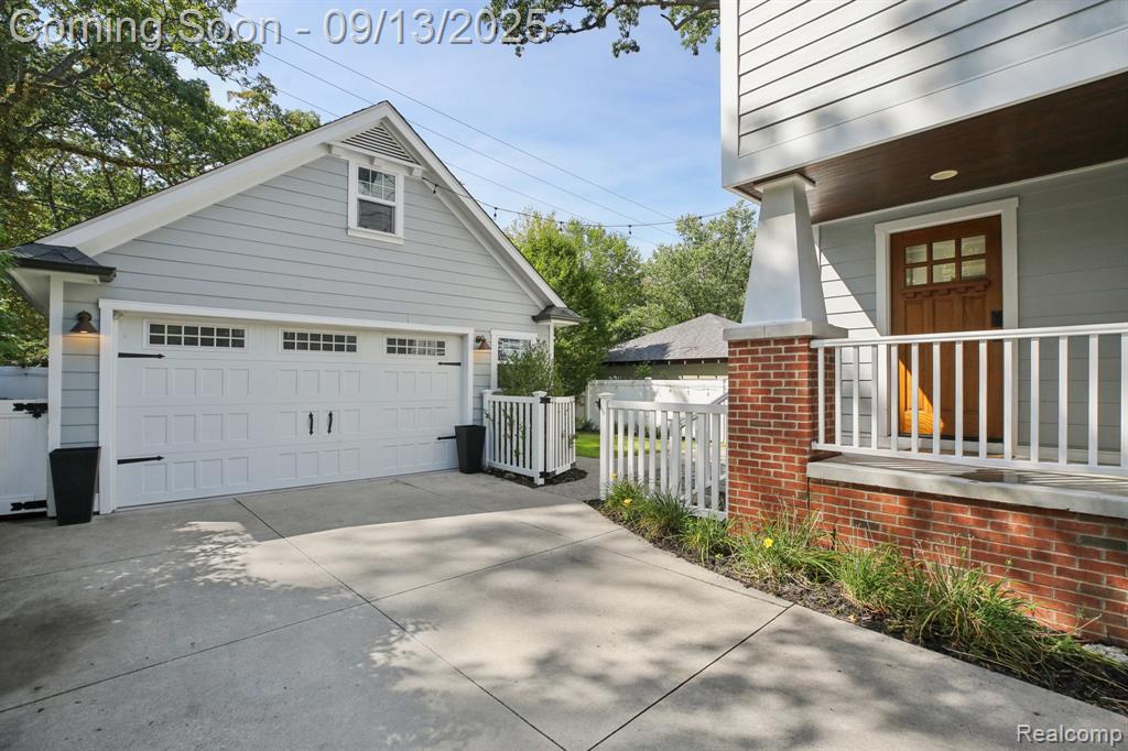 811 Maxwell Avenue, Royal Oak, MI 48067 — Photo 7