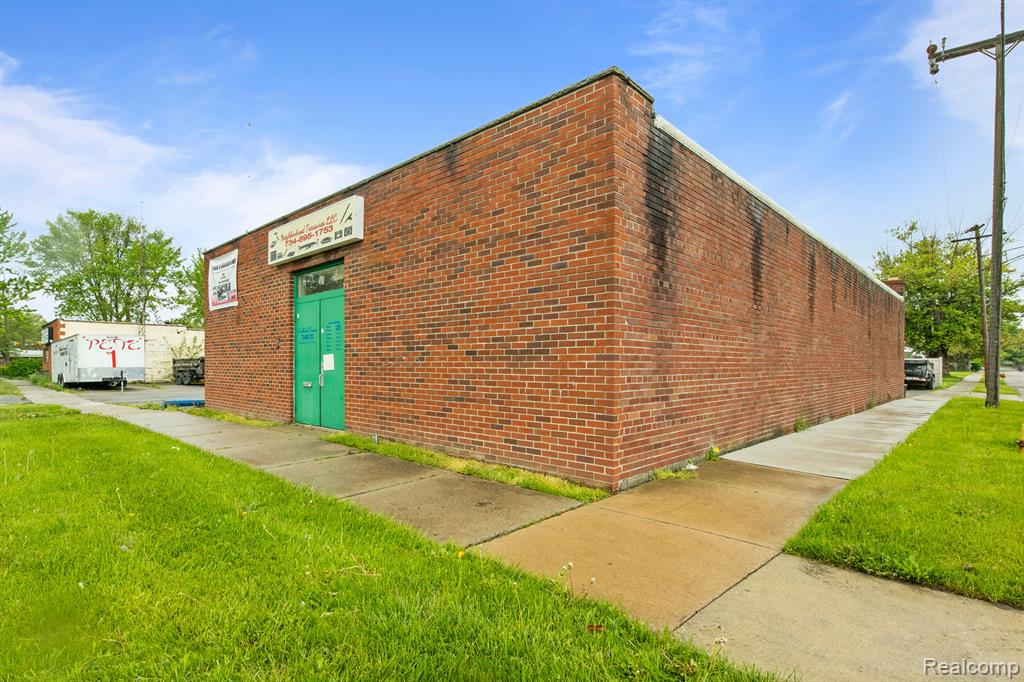 710 MIDDLEBELT Road, Inkster, MI 48141 — Photo 3