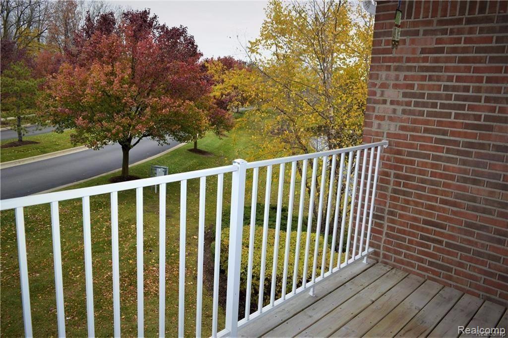 43915 Elm Drive, Sterling Heights, MI 48313 — Photo 19