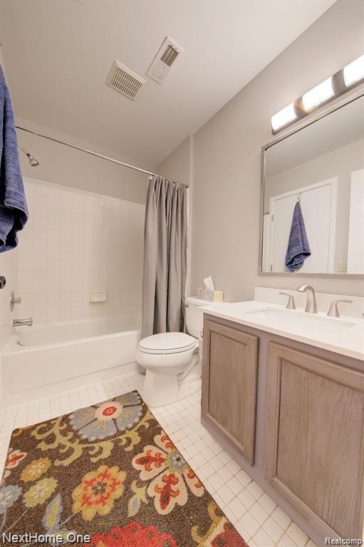 400 SPRING BROOKE Drive, Brighton, MI 48116 — Photo 14