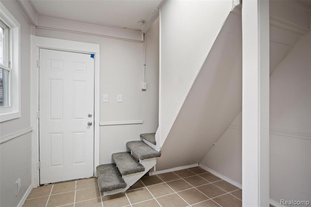 1387 University Avenue, Lincoln Park, MI 48146 — Photo 23