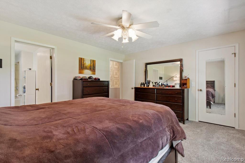 898 ROWLAND Road, Leonard, MI 48367 — Photo 33