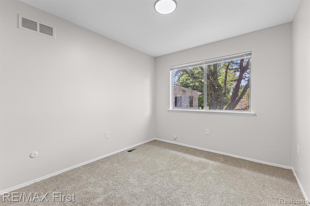 4905 Coventry Street, Royal Oak, MI 48073 — Photo 19