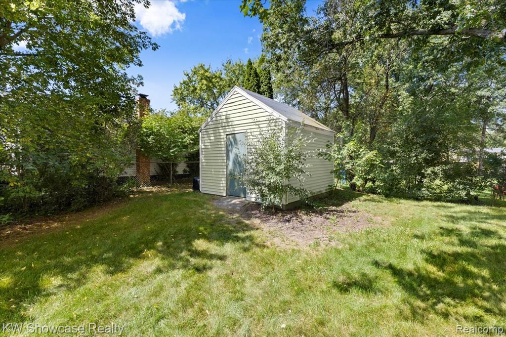 5971 Farley Road, Clarkston, MI — Photo 47