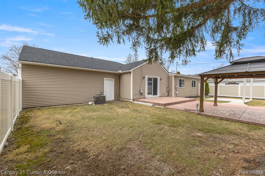 8810 BROOKLINE Avenue, Plymouth, MI 48170 — Photo 29