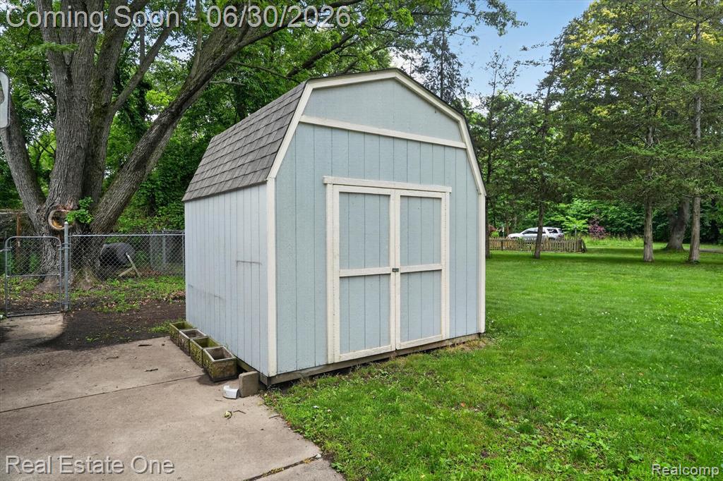 904 N Park Street, Highland, MI 48356 — Photo 57