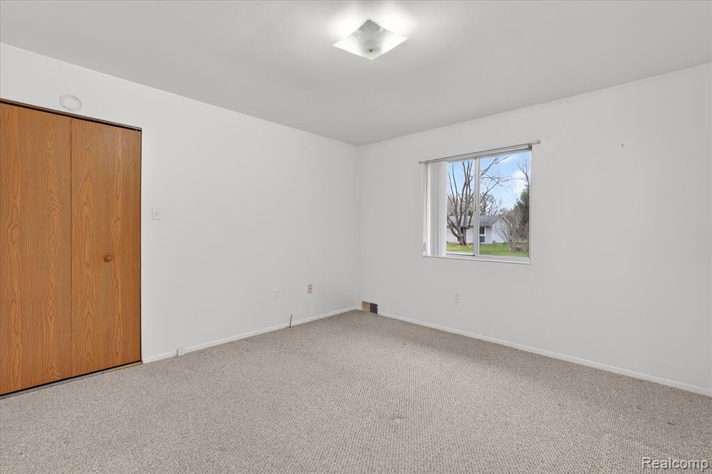4739 Joan Lane, Pinckney, MI 48169 — Photo 15