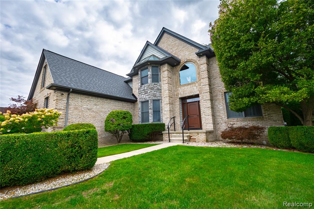 5429 Shorewood Drive, Fort Gratiot, MI 48059 — Photo 4