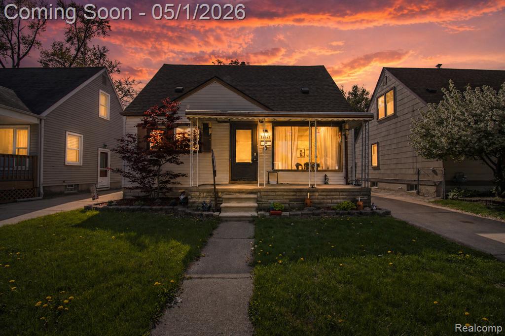 18455 Denby, Redford, MI 48240 — front exterior