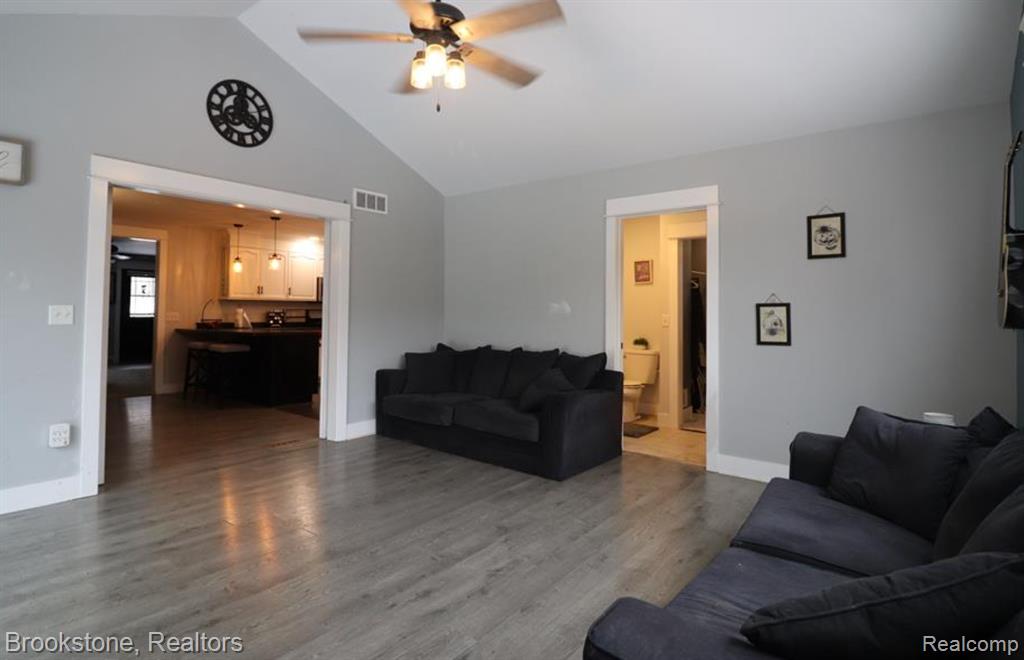 554 SHERIDAN Road, Jackson, MI 49203 — Photo 22
