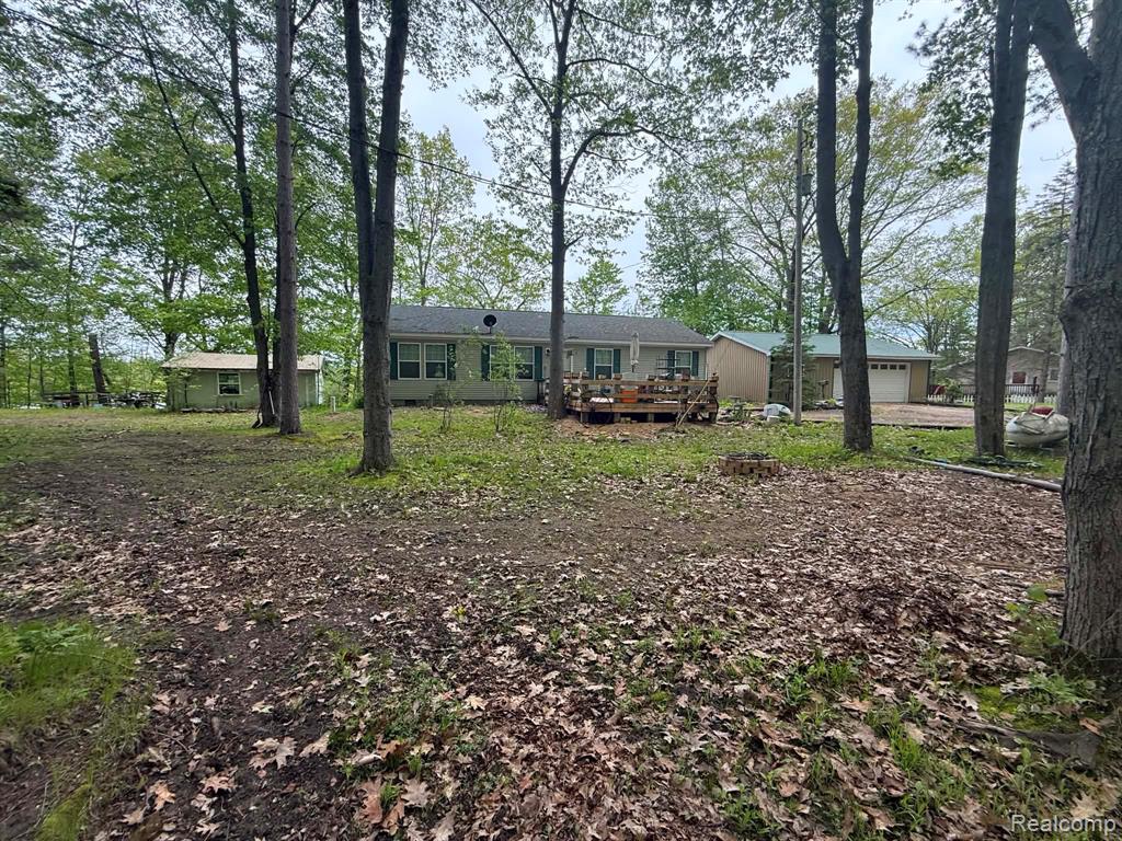 5994 N Lake Sanford Road, Sanford, MI 48657 — Photo 3