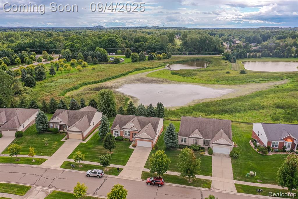 6264 Muirfield Drive, Grand Blanc, MI 48439 — Photo 43