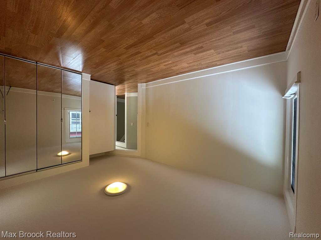 531 Gardenia Avenue, Royal Oak, MI 48067 — Photo 19