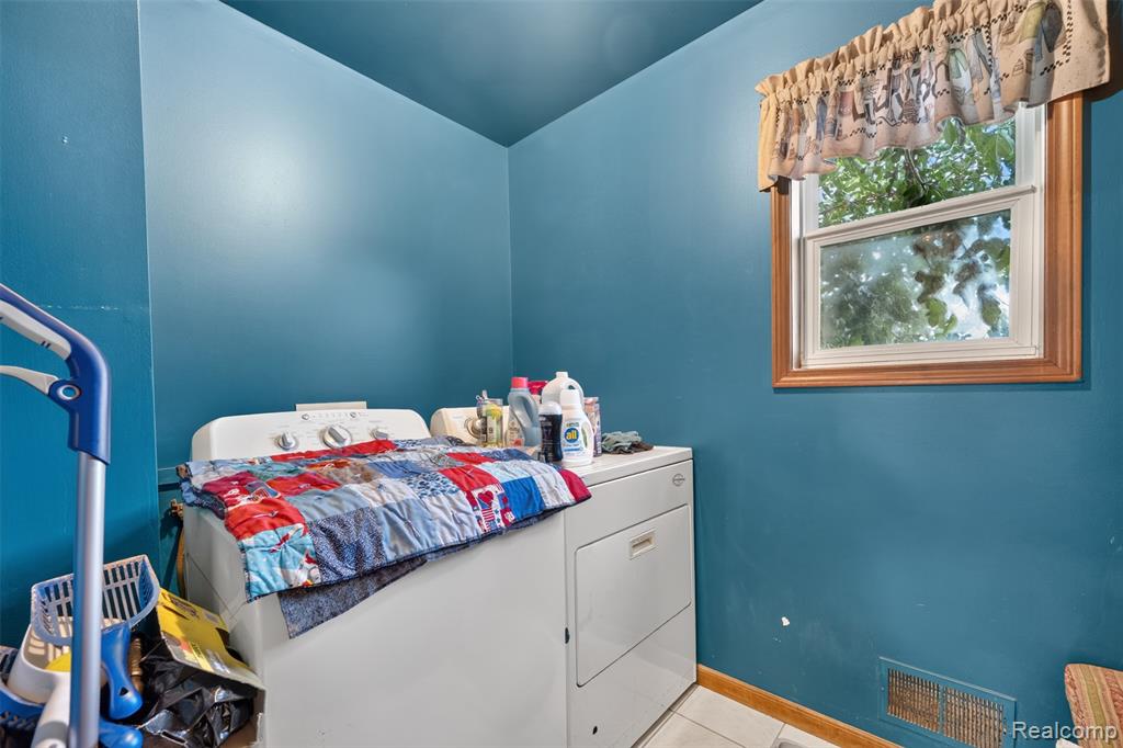 431 Rowley Drive, Attica, MI 48412 — Photo 22