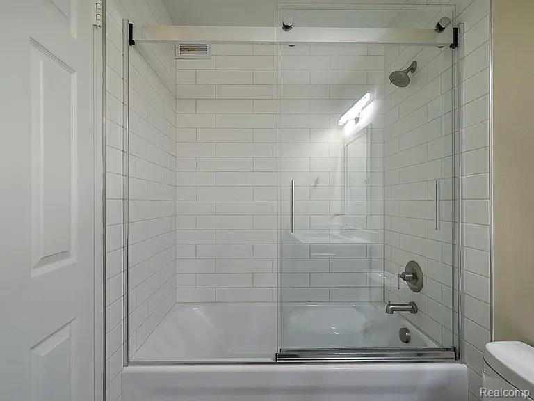 1050 Wall Street, 2E, Ann Arbor, MI 48105 — Photo 17