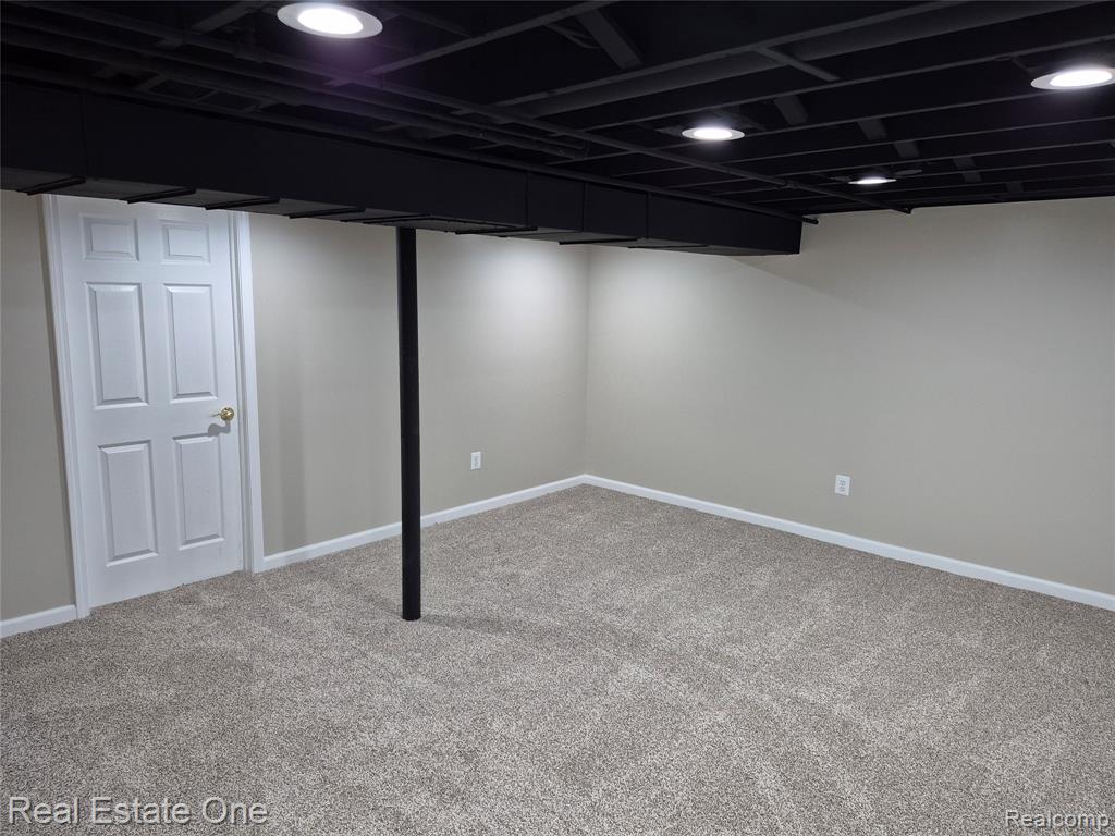 13688 Commonwealth Street, Southgate, MI 48195 — Photo 24