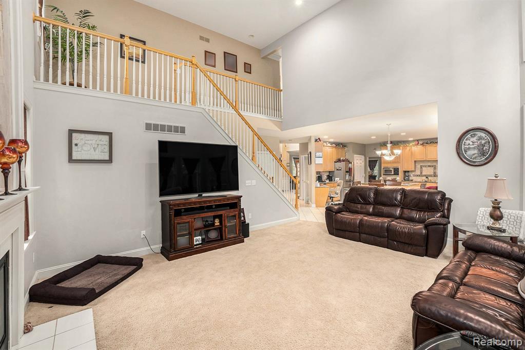 5479 Woodcreek Court, Clarkston, MI 48348 — Photo 7