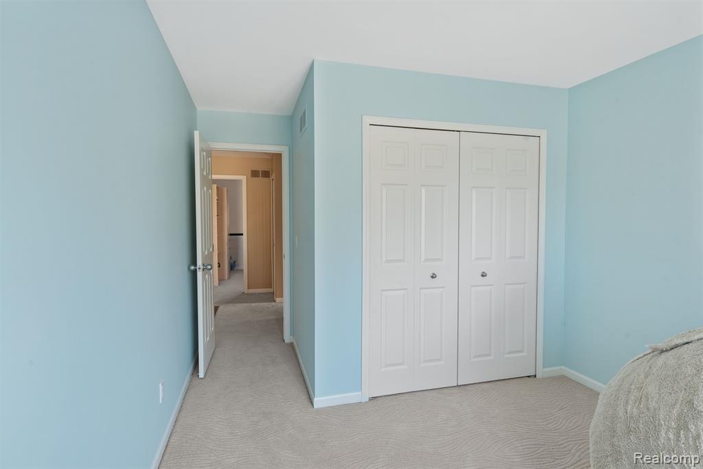 4764 WOODBINE Circle, West Bloomfield, MI 48323 — Photo 16