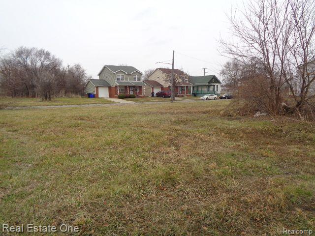 2706 HENDRICKS Street, Detroit, MI 48207 — Photo 8