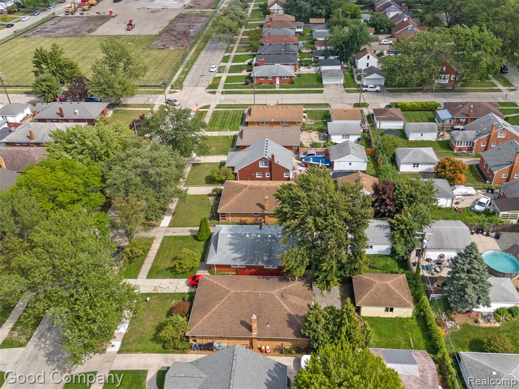 20428 Lennon Street, Harper Woods, MI 48225 — Photo 48