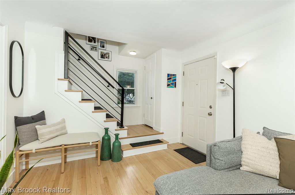 430 N Altadena Avenue, Royal Oak, MI 48067 — Photo 3