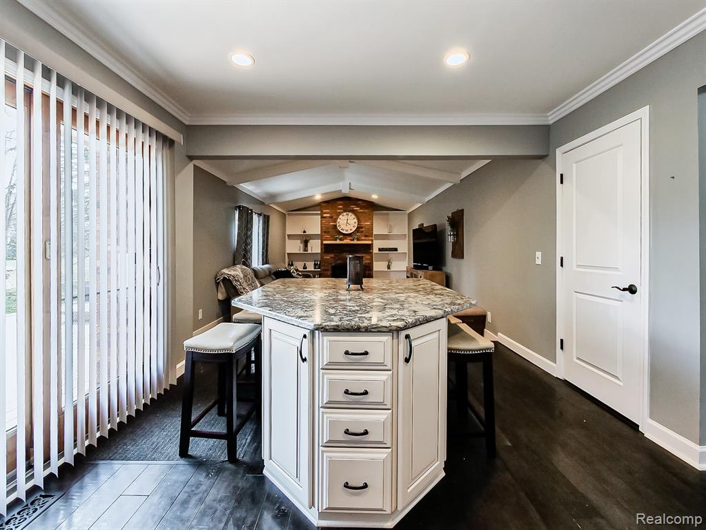 25911 Buckminster Drive, Novi, MI — Photo 8