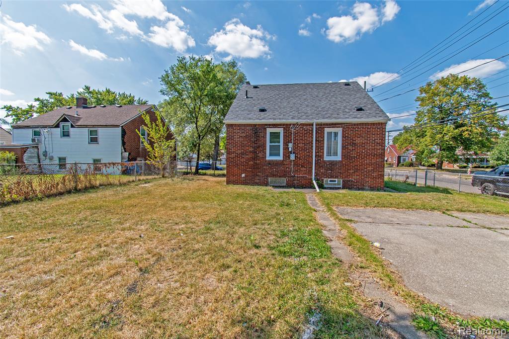 20048 Fleming Street, Detroit, MI 48234 — Photo 32