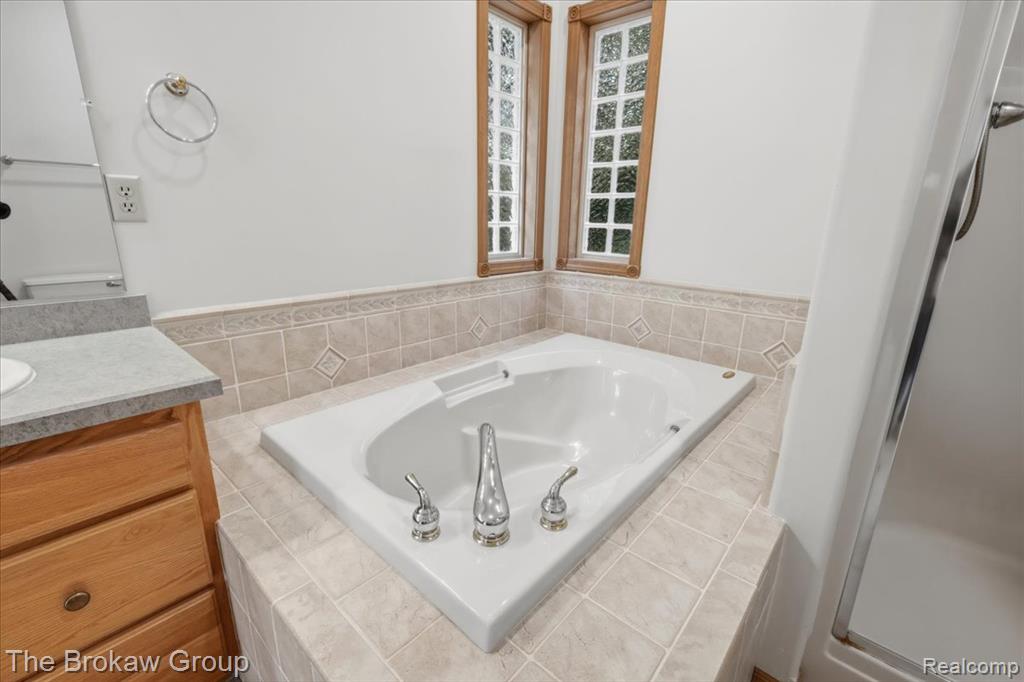10261 Coachman Court, Davison, MI 48423 — Photo 42