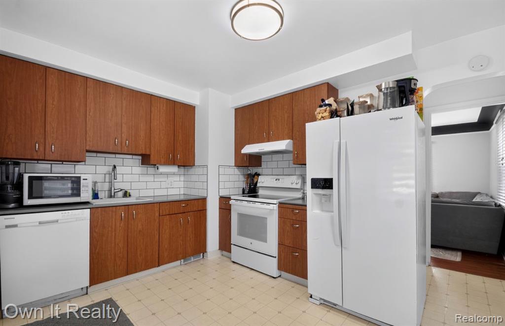 631 Nightingale Street, Dearborn, MI 48128 — Photo 4