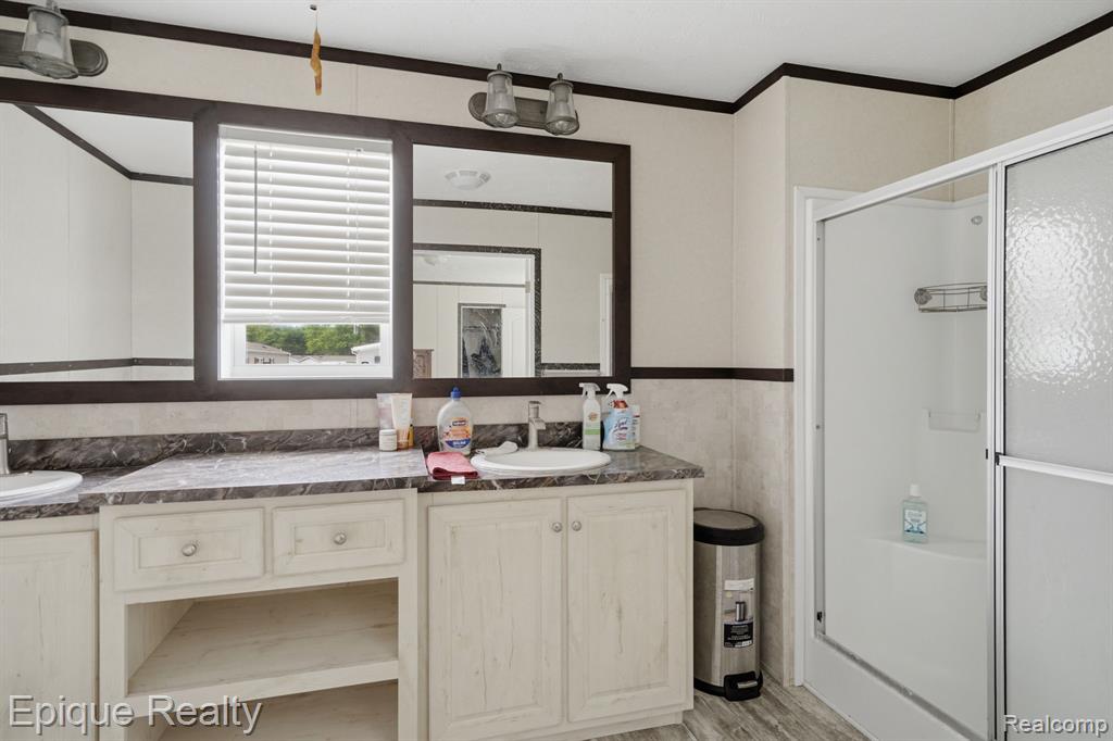 17107 Detroiter, Davisburg, MI 48350 — Photo 15