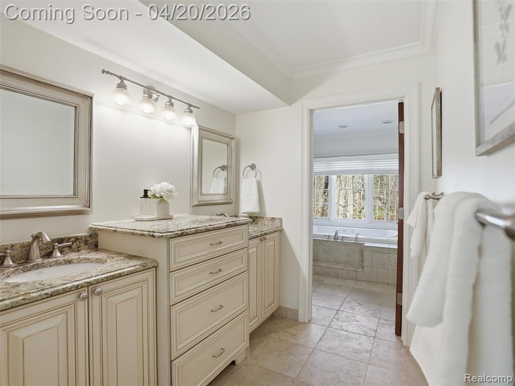 366 Sycamore Court, Bloomfield Hills, MI 48302 — Photo 29