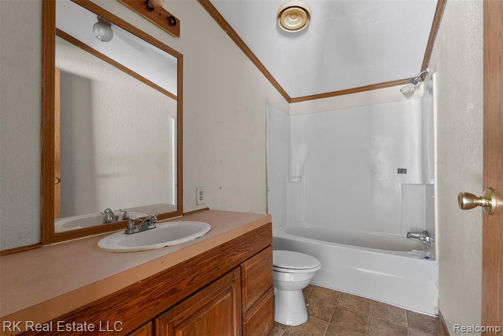 8237 Lambs Road, Wales, MI, 00000