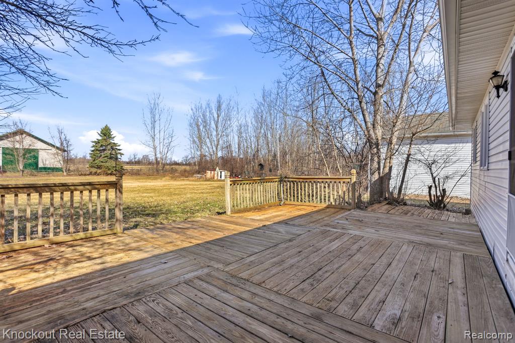 7045 Hospital Road, Freeland, MI 48623 — Photo 32