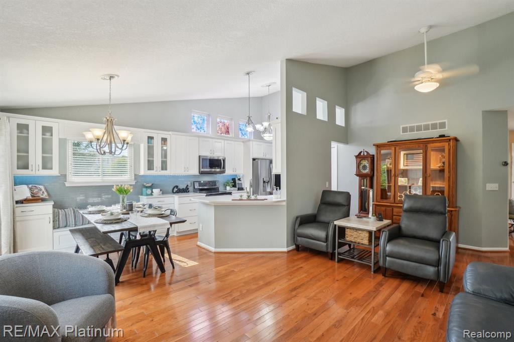 469 Lilly View Court, 53, Howell, MI 48843 — Photo 6