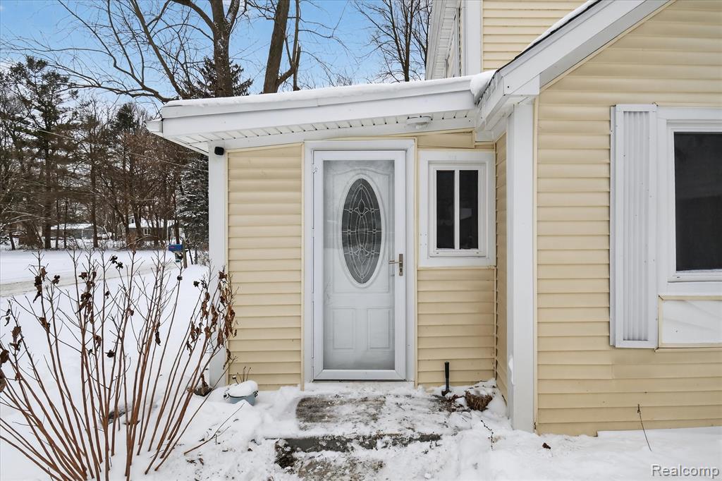 39 Pine Drive, Whitmore Lake, MI 48189 — Photo 5