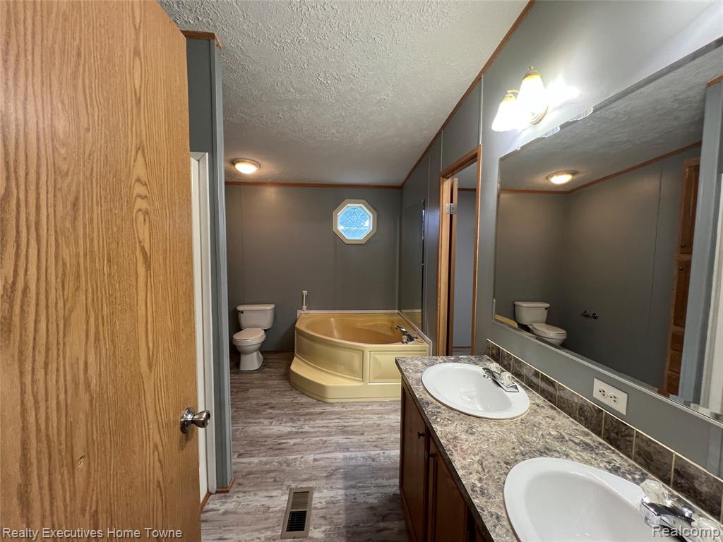 3763 CROSS CREEK, Dryden, MI 48428 — Photo 27