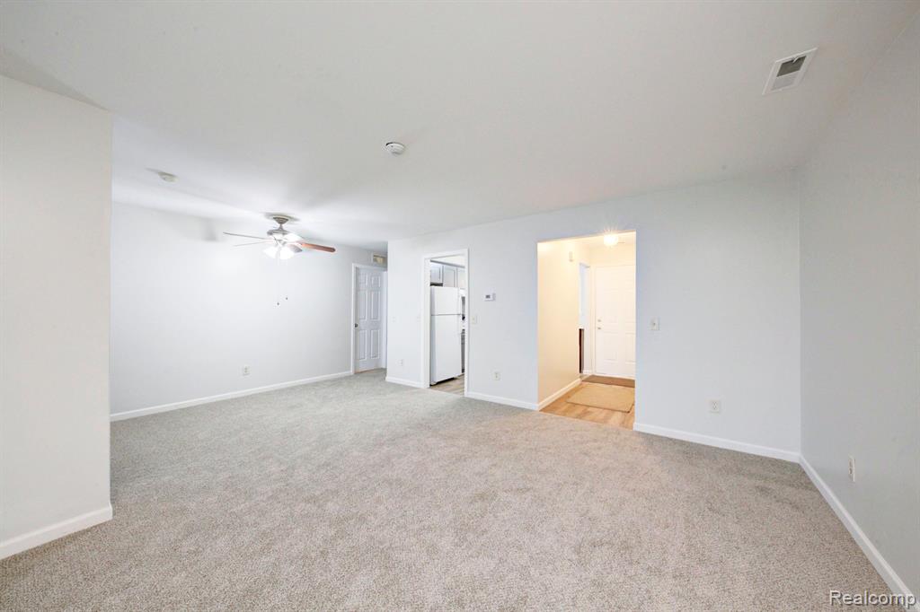42489 Lilley Pointe Drive, Canton, MI 48187 — Photo 5